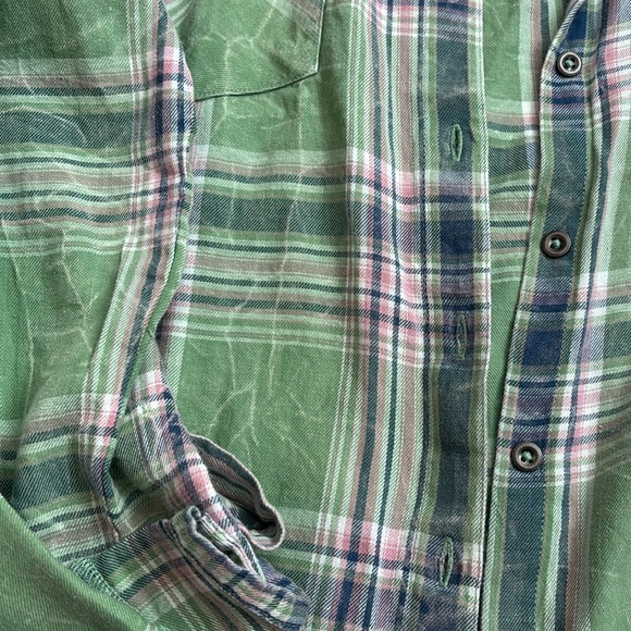 NEW WITH TAGS SIZE LARGE TOP - Picture 3 of 4